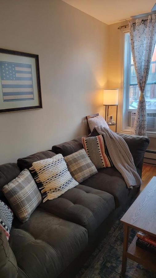 Bright & Cozy East Williamsburg 2 Bedroom نيو يورك المظهر الخارجي الصورة