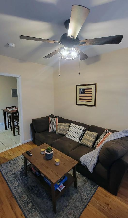 Bright & Cozy East Williamsburg 2 Bedroom نيو يورك المظهر الخارجي الصورة